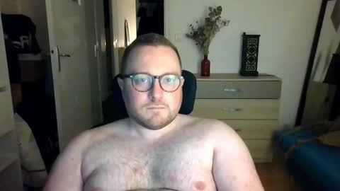 jeuneloup92 online show from 01-15-26, 05:27