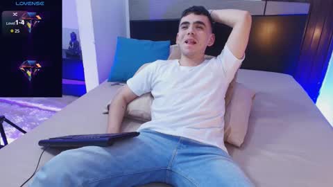 Snapshot of jey_keler chatting on 09-11-25, 04:12 jey keler online show from 09-11-25, 04:12