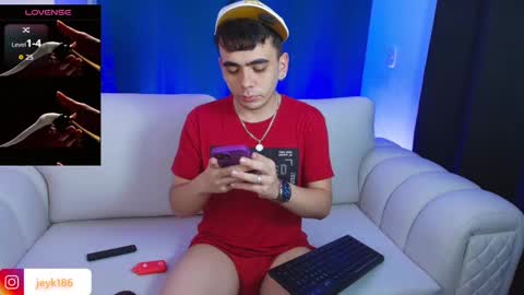 Snapshot of jey_keler chatting on 11-19-25, 01:49 jey keler online show from 11-19-25, 01:49