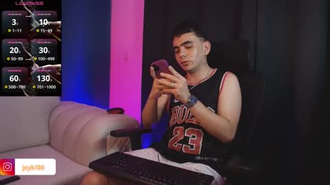 Snapshot of jey_keler chatting on 11-30-25, 01:59 jey keler online show from 11-30-25, 01:59