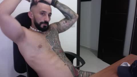 jfenech13071979 online show from 10-26-25, 09:10