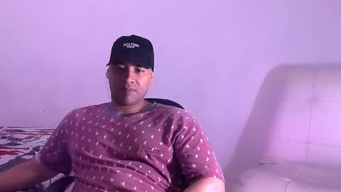 En moreno online show from 11-30-25, 11:47