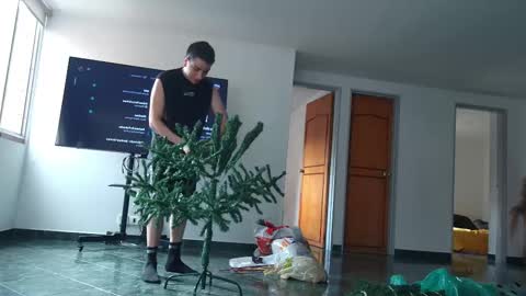 Jhoan Saenz online show from 11-16-25, 09:09