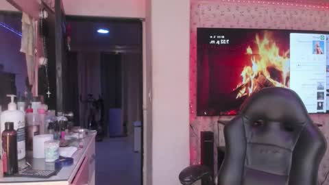 Snapshot of jhoanatrans22 chatting on 12-04-25, 12:31 jhoanatrans22 online show from 12-04-25, 12:31