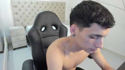 jhoanleandro online show from 10-03-25, 05:26