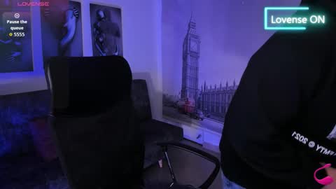 John Bear.... online show from 10-25-25, 11:07