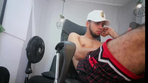 jhon_malo online show from 02-08-25, 06:54