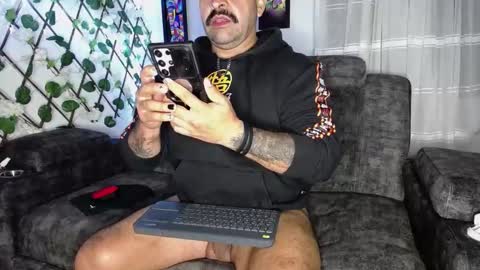 JhonD online show from 01-25-25, 01:43