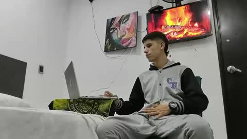 Snapshot of jhongrey2 chatting on 01-18-25, 02:03 jhon online show from 01-18-25, 02:03