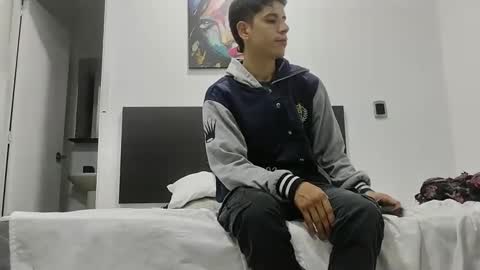 Snapshot of jhongrey2 chatting on 01-30-25, 02:38 jhon online show from 01-30-25, 02:38