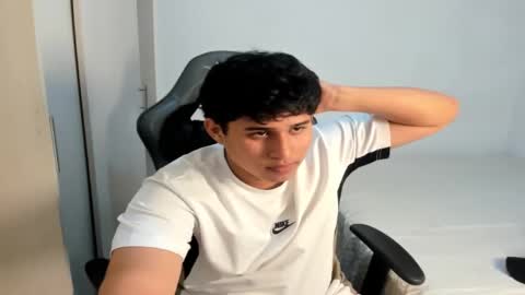 jhonny_dickm online show from 09-26-25, 09:35