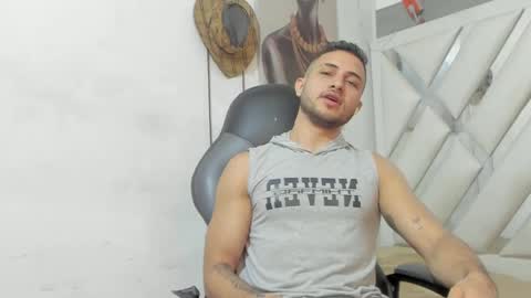 Snapshot of jhonny_flames7 chatting on 02-03-25, 03:53 jhonny online show from 02-03-25, 03:53