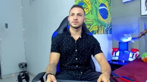 Snapshot of jhonny_flames7 chatting on 11-03-25, 04:14 jhonny online show from 11-03-25, 04:14