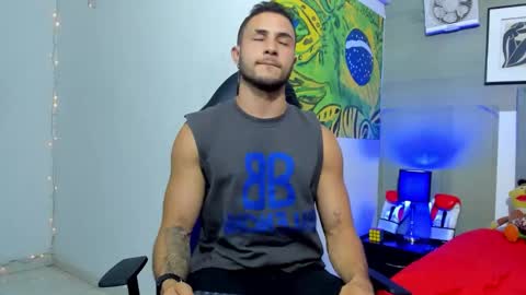 Snapshot of jhonny_flames7 chatting on 11-13-25, 04:33 jhonny online show from 11-13-25, 04:33