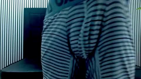 jhontorres018 online show from 02-18-25, 09:43