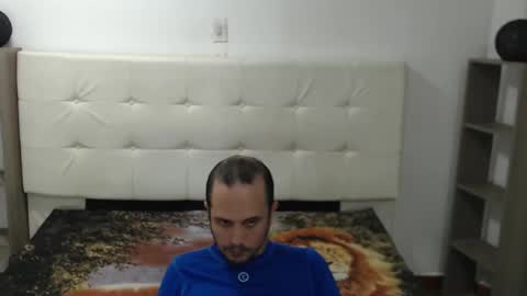 jhontorres018 online show from 11-19-25, 04:01