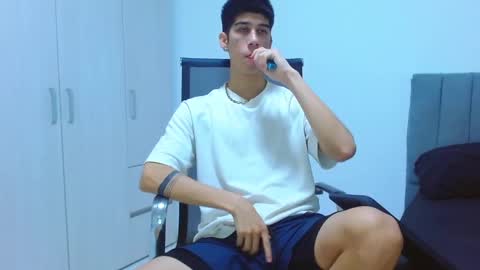 jhony_sex3 online show from 09-18-25, 03:08