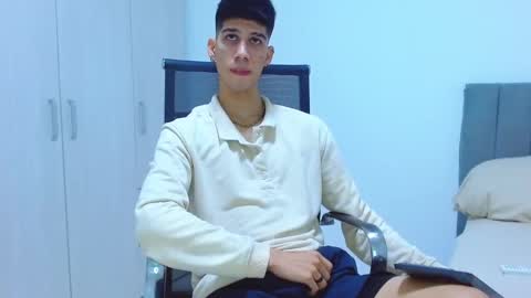 jhony_sex3 online show from 10-15-25, 06:13