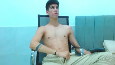 jhony_sex3 online show from 02-05-26, 07:24