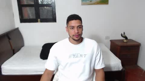 Snapshot of jhors__collens chatting on 10-31-25, 01:06 Jhors online show from 10-31-25, 01:06