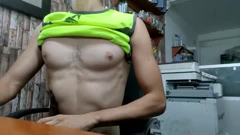 jhosuamoore2 online show from 10-09-25, 01:53