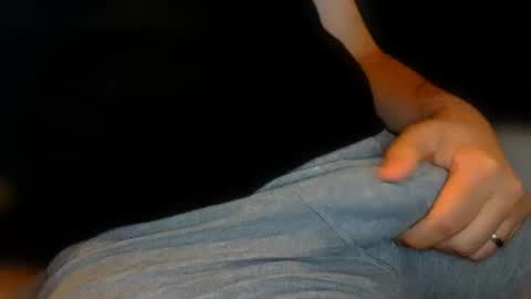 Snapshot of jhsolgar chatting on 10-15-25, 09:42 jhsolgar online show from 10-15-25, 09:42