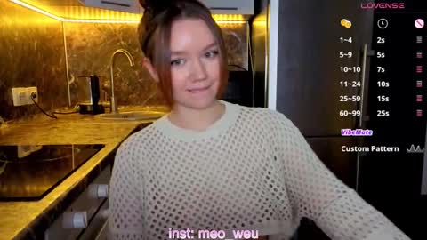 Snapshot of jiaalisaa chatting on 11-18-25, 04:22 Lisa I would really appreciate it if you could help me achieve 88 thumbs up favorite patterns 38457588 online show from 11-18-25, 04:22