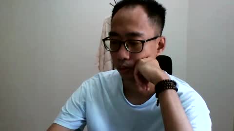 Alex online show from 12-31-24, 05:11