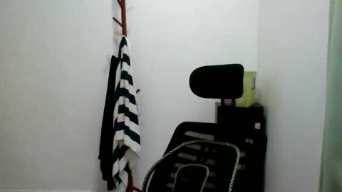 Alex online show from 11-04-25, 01:27