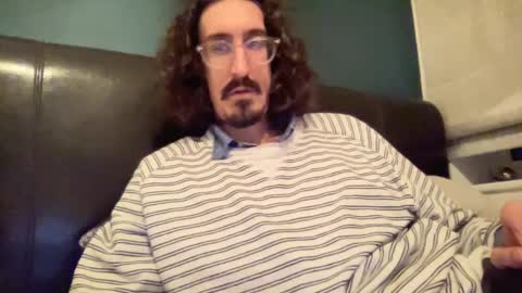 Snapshot of jiggz1986 chatting on 12-26-24, 12:36 Jigz1986 online show from 12-26-24, 12:36