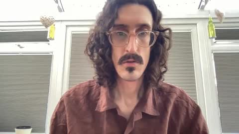 Snapshot of jiggz1986 chatting on 02-25-25, 04:42 Jigz1986 online show from 02-25-25, 04:42