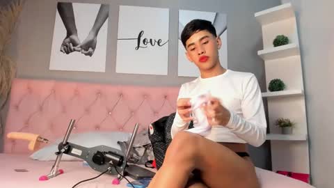 Jim  online show from 09-19-25, 02:24