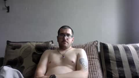 Snapshot of jimchef85 chatting on 10-15-25, 12:27 jimchef85 online show from 10-15-25, 12:27