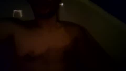 Snapshot of jimisroom chatting on 11-12-25, 08:30 jimisroom online show from 11-12-25, 08:30