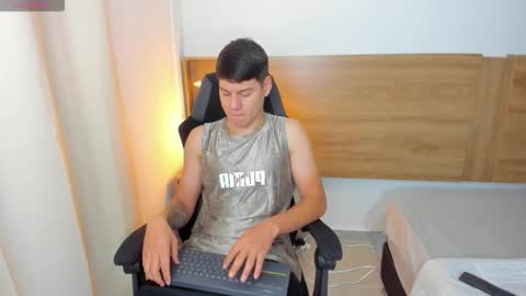 Jimmy Vance online show from 11-26-25, 12:28