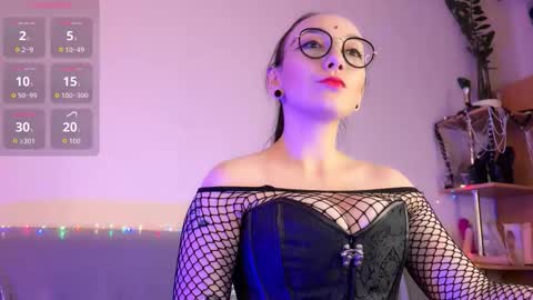 jinhee_tiny online show from 11-24-25, 12:05