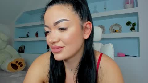 Juliee online show from 11-26-25, 08:10