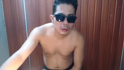 jjboy74472 online show from 09-30-25, 10:31