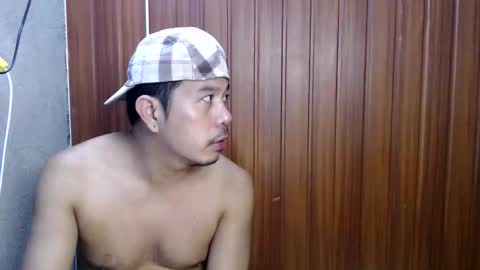 jjboy74472 online show from 10-06-25, 06:38
