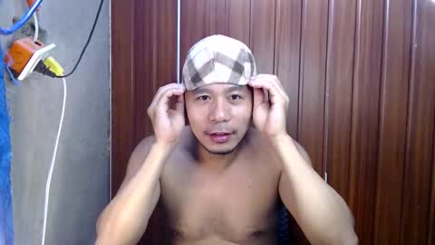 jjboy74472 online show from 10-18-25, 08:42