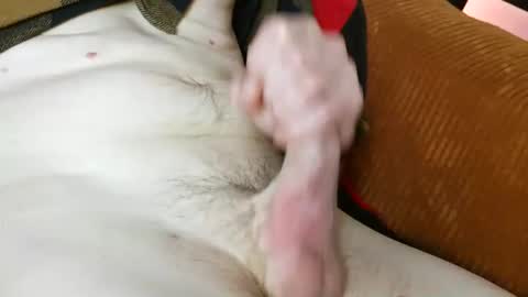 Snapshot of jjjr113 chatting on 11-11-25, 11:43 Mighty Curve online show from 11-11-25, 11:43