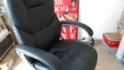 Snapshot of jjrod91 chatting on 02-04-25, 07:00 Jon online show from 02-04-25, 07:00