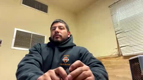 Snapshot of jjuarez5409 chatting on 02-01-26, 01:42 jjuarez5409 online show from 02-01-26, 01:42