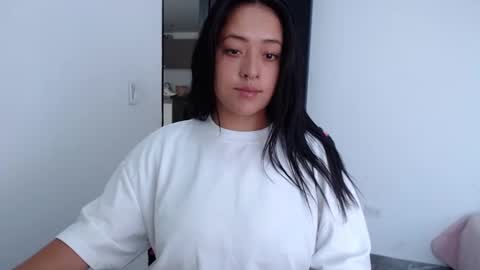 Julieta online show from 01-19-25, 01:55