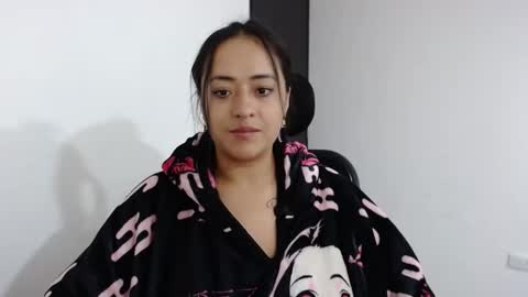 Julieta online show from 02-08-25, 05:08