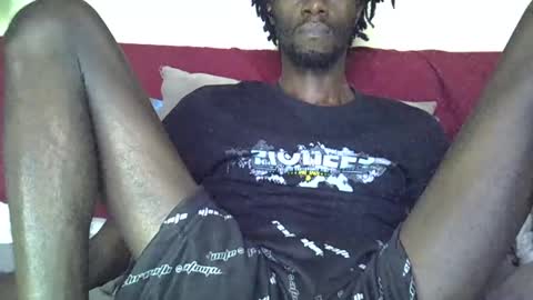 Snapshot of jkings_ chatting on 10-28-25, 08:18 King online show from 10-28-25, 08:18