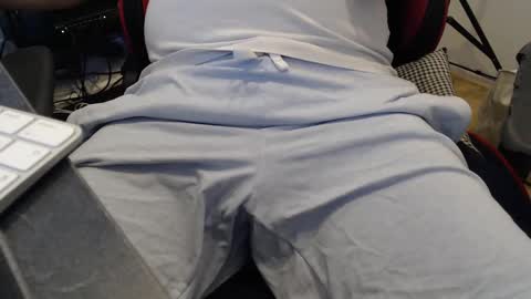 jlouis759 online show from 10-26-25, 12:44