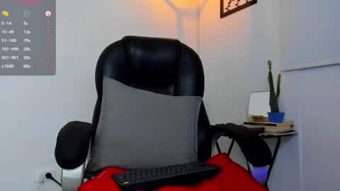 IGJmortton online show from 12-19-25, 01:56