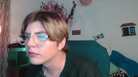 Nick online show from 03-12-25, 01:14