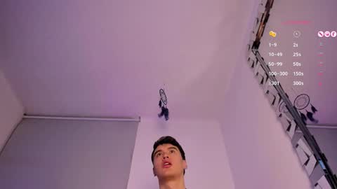 Snapshot of joan_gonzalez chatting on 11-05-25, 02:33 Joan Gonzalez online show from 11-05-25, 02:33